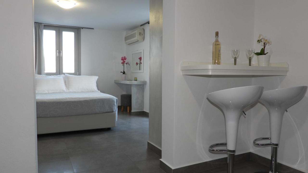 Hotel Niovi Fira  Exteriér fotografie